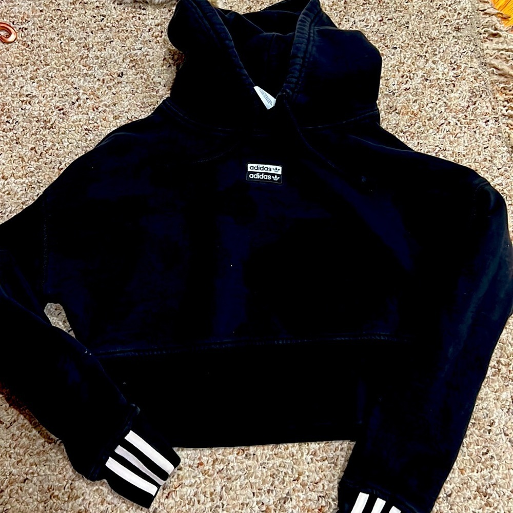 Adidas cropped sweater size:XS